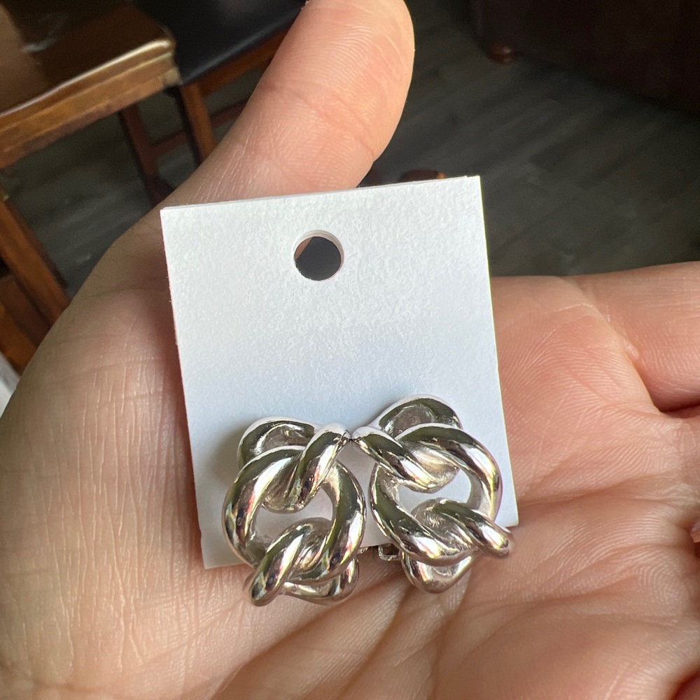 VTG Christian Dior Clip On Earrings Silver Rhodium Plated Chain Links Style 1980